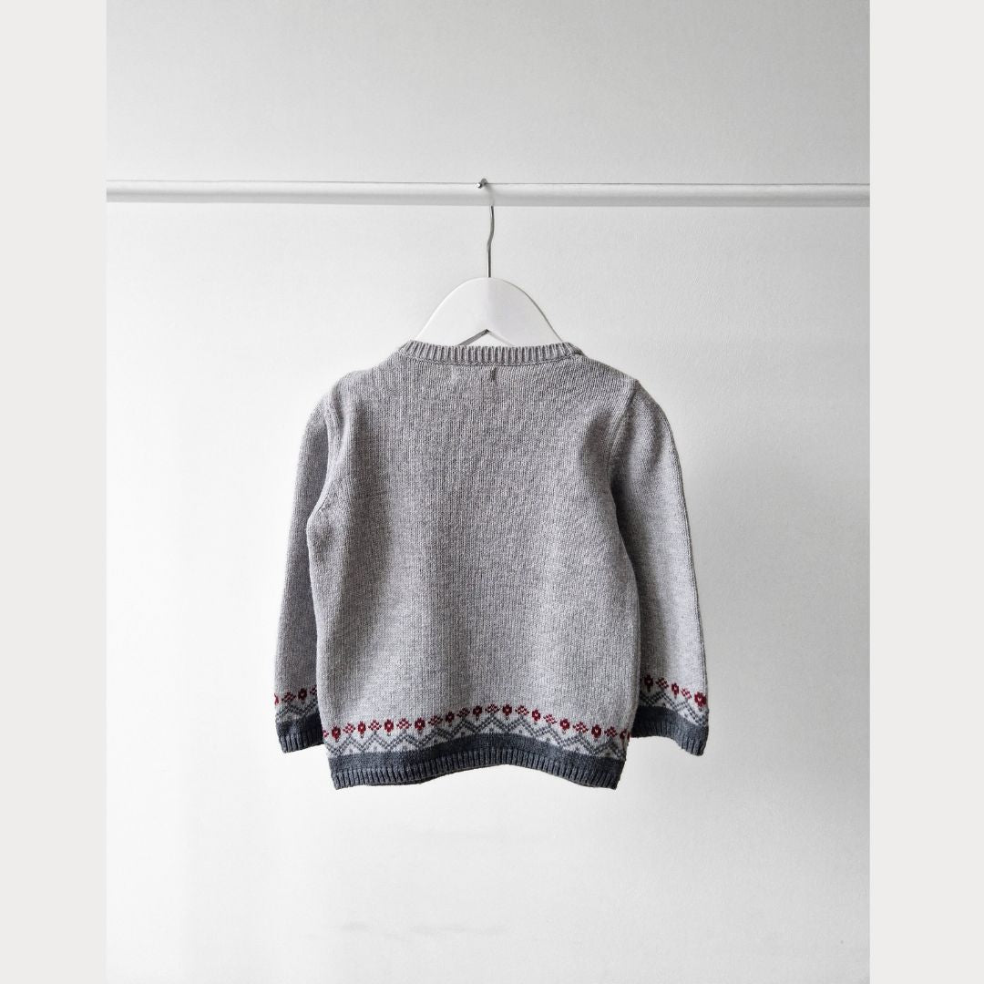 Pre-Loved Kids Knit Džemperis – Pelēks ar rakstiņu | 80 izm.