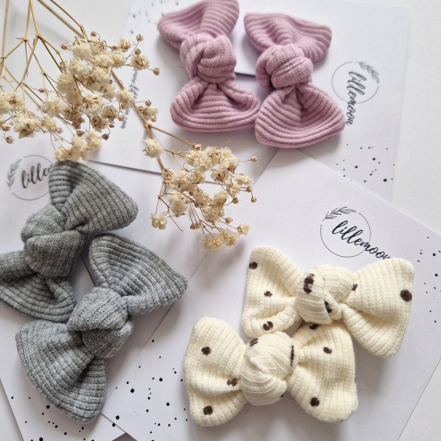 Bantīšu komplektiņi rievotās mini matu bantītes - 9 maigās krāsiņās