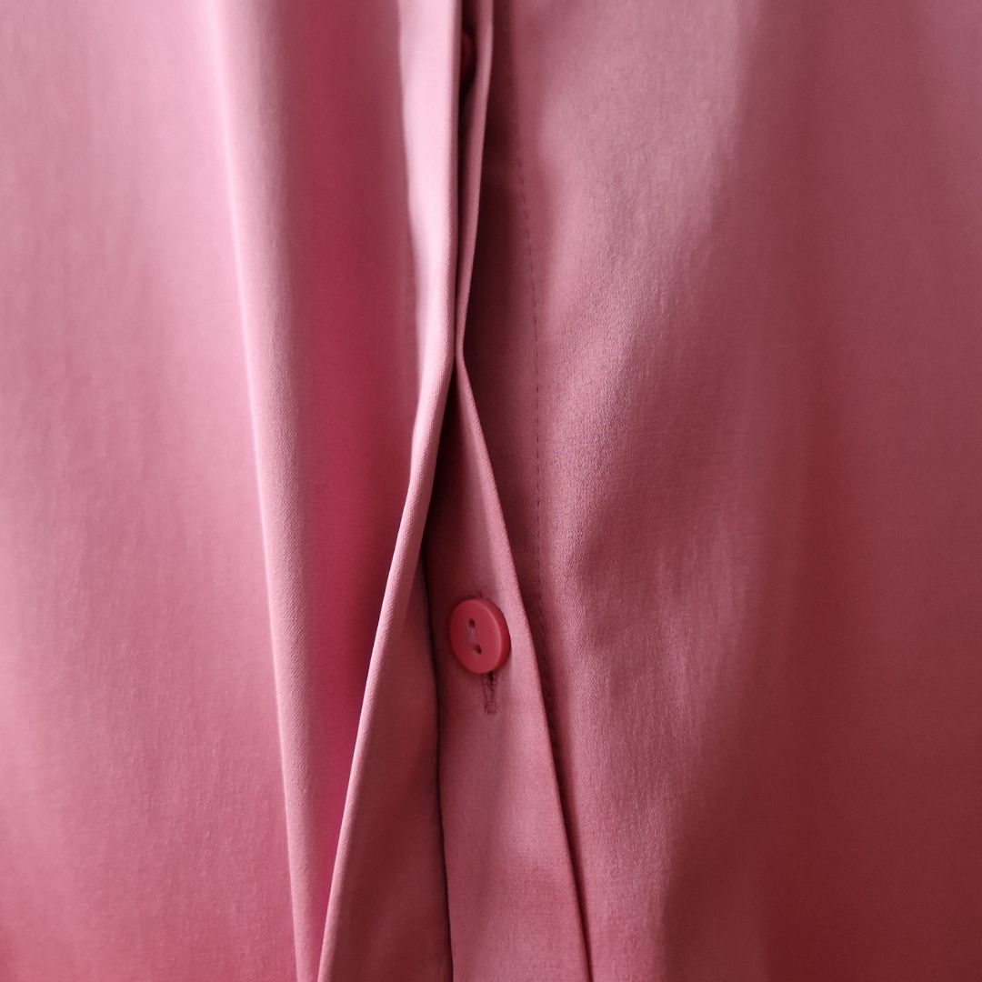 Pre-Loved H&M sieviešu rozā satīna blūze | Izmērs XL (44)