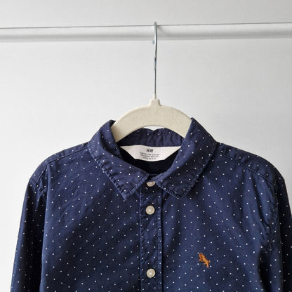 Pre-Loved Kids Kokvilnas krekls – Tumši zils ar punktiņiem I 116 izm.