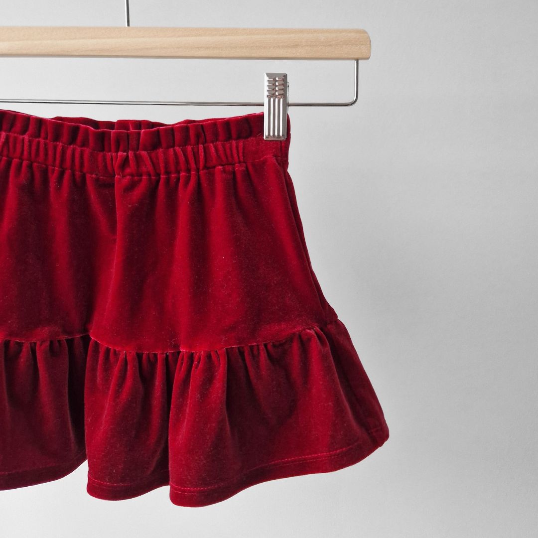 Pre-Loved Kids Velvet Skirt – Sarkani samta svārki I 92 izm.