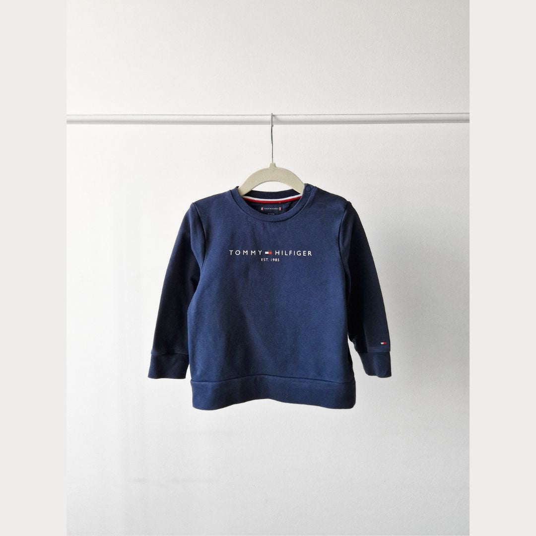 Pre-Loved Tommy Hilfiger Džemperis – Tumši zils | 86 izm.