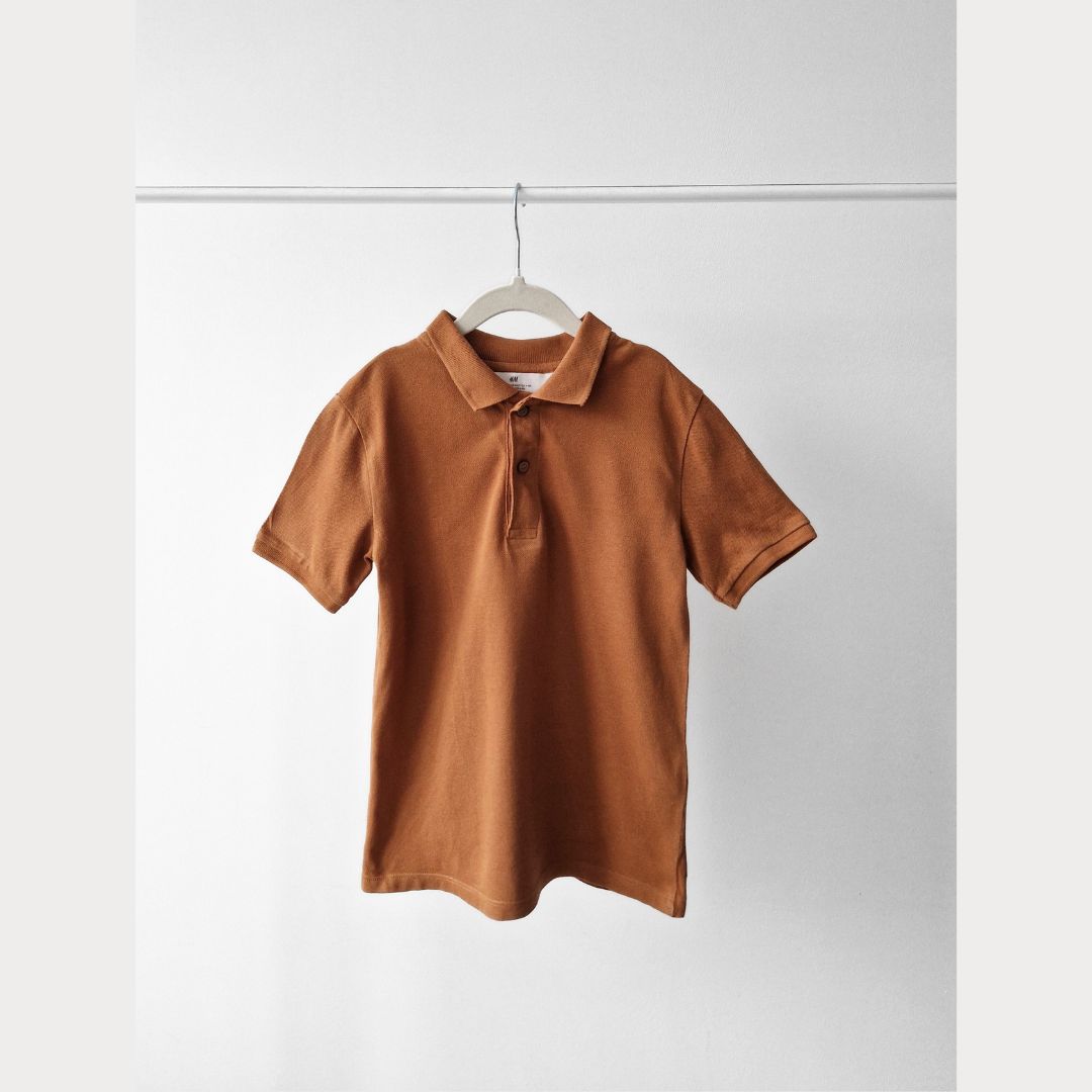 Pre-Loved Kids Karameļu brūns polo krekls I 6–8 gadi