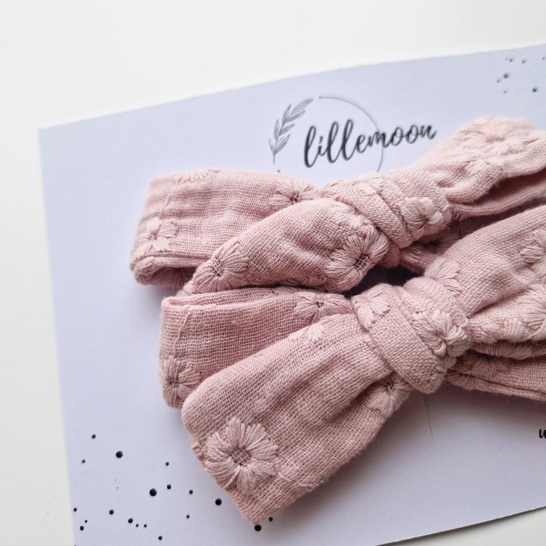 Divu vidēja izmēra muslina bantīšu komplekts – peonija