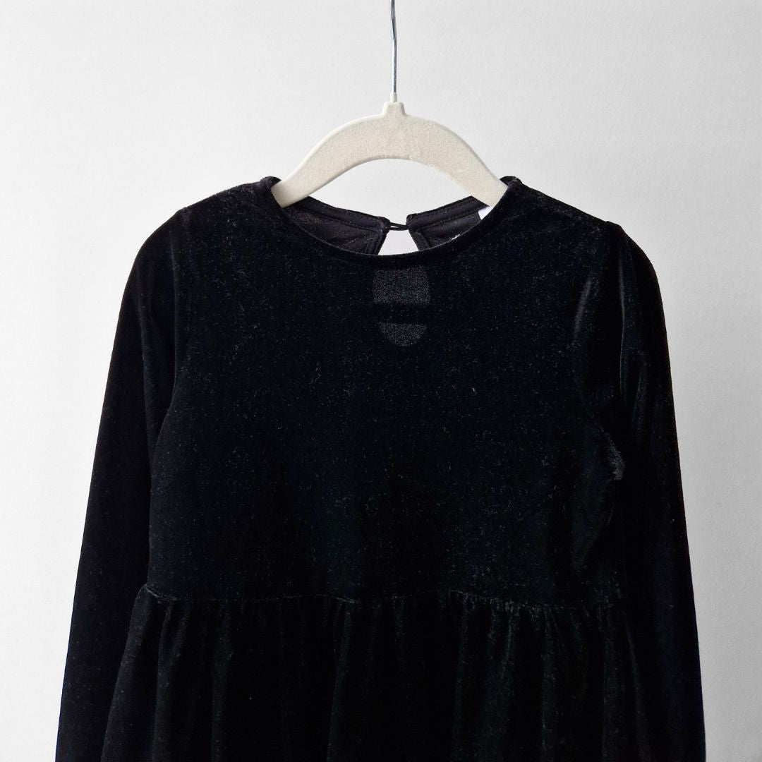 Pre-Loved Kids melna samta svētku kleita I 3–4 gadi