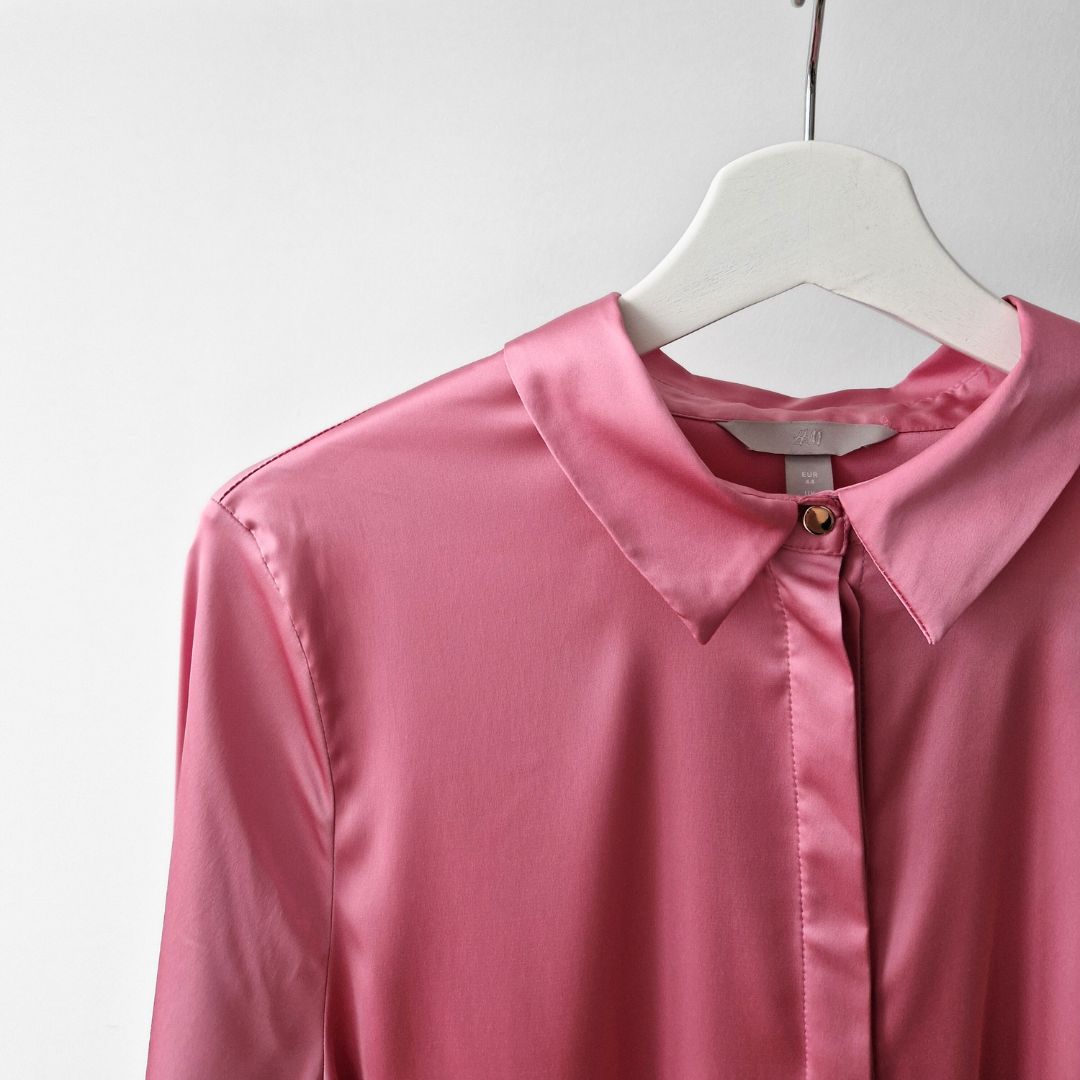 Pre-Loved H&M sieviešu rozā satīna blūze | Izmērs XL (44)