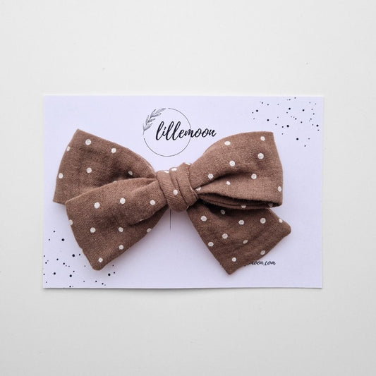 Lielā muslina matu bante - brūna ar punktiņiem
