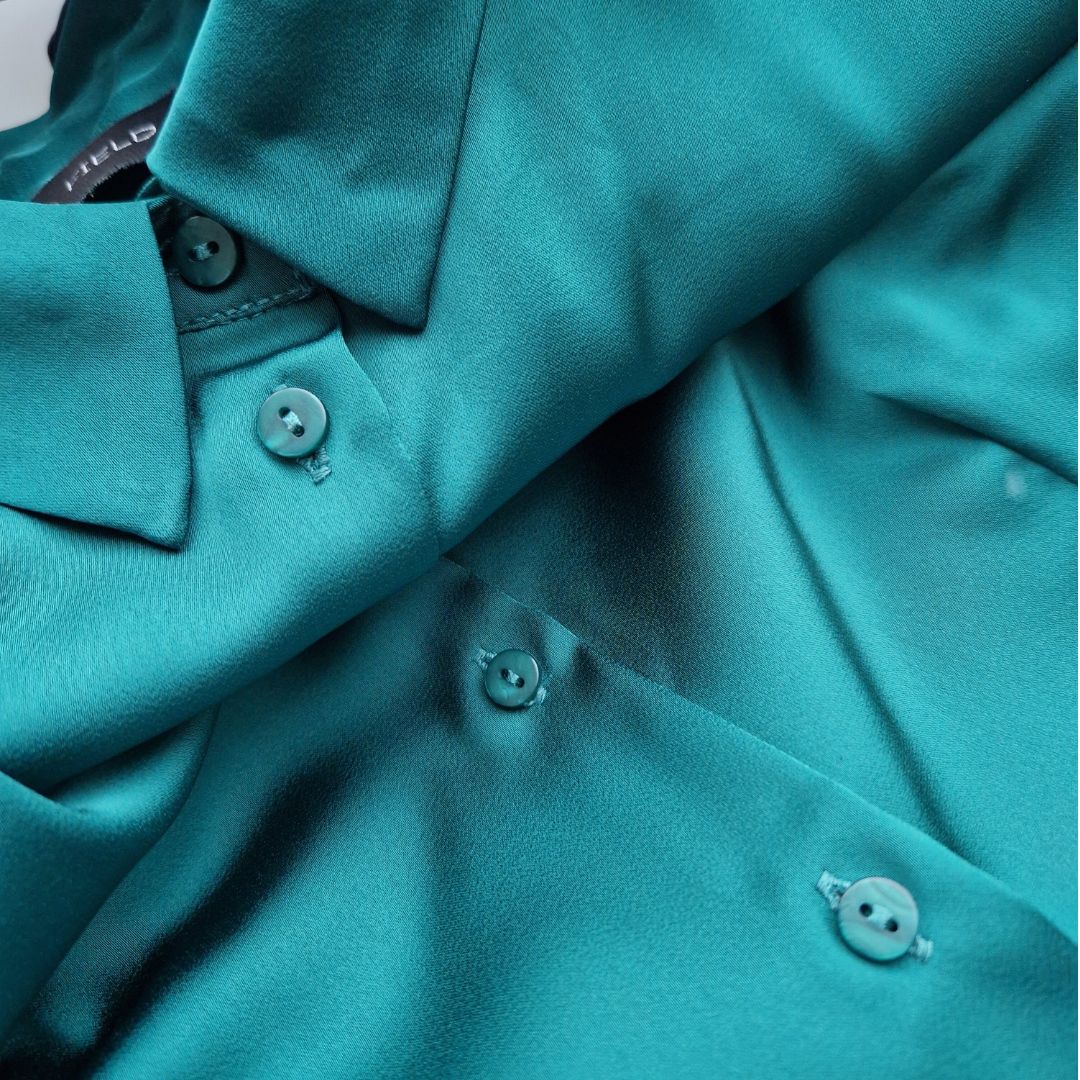 Pre-Loved Satīna Blūze – Smaragdzaļa I 36 izm.