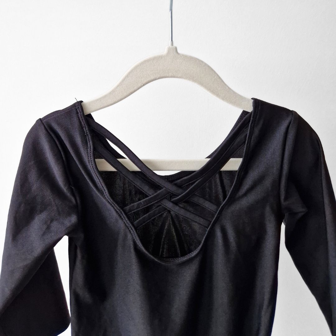 Pre-Loved Kids H&M melns deju bodijs meitenēm | 4–6 gadi / 110-116izm.