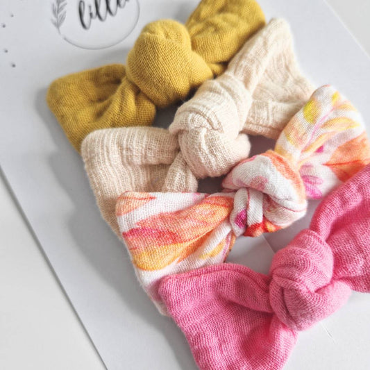 Muslina matu sprādzīšu komplekts meitenēm – 4 mini bantītes I saules prieks