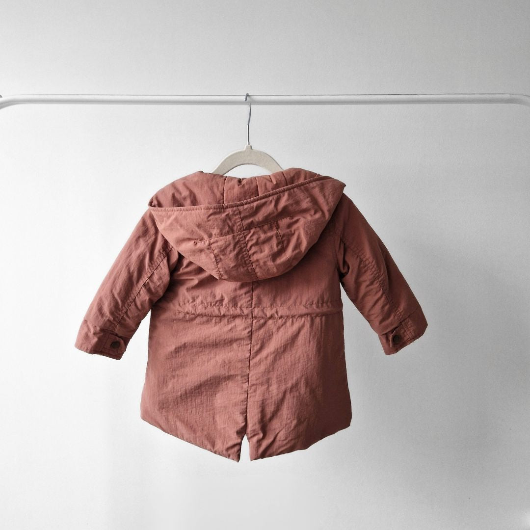 Pre-Loved Kids Winter Virsjaka – Vecrozā ar skaistu leo oderi | 80 izm.