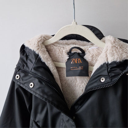 Pre-Loved Kids Winter Virsjaka – Melna ar siltu oderi I 110.izm